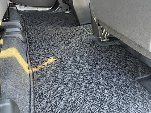 ソリオ Ｇ　２型　お手入れ楽々♪スターシルバーメタリック！　衝突軽減ブレーキ搭載　後席両側スライドドア（片側電動）　オーディオレス（27枚目）