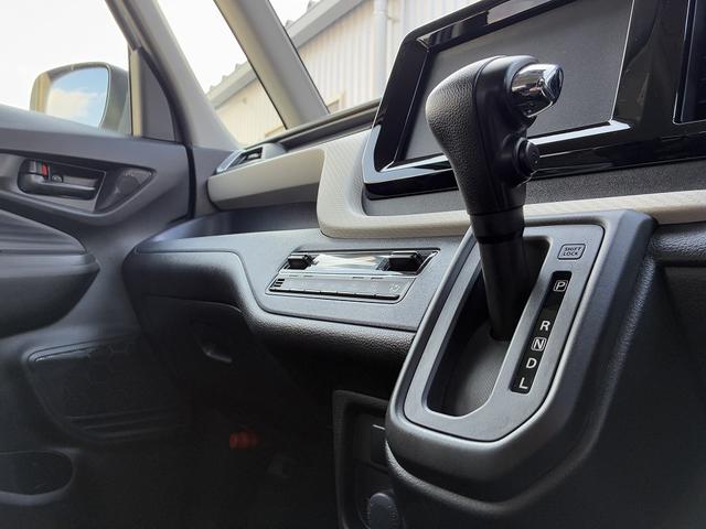 ソリオ Ｇ　２型　お手入れ楽々♪スターシルバーメタリック！　衝突軽減ブレーキ搭載　後席両側スライドドア（片側電動）　オーディオレス（40枚目）