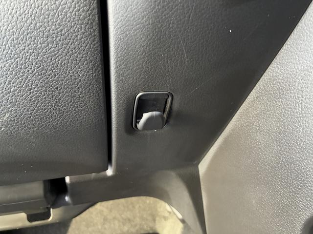 ソリオ Ｇ　２型　お手入れ楽々♪スターシルバーメタリック！　衝突軽減ブレーキ搭載　後席両側スライドドア（片側電動）　オーディオレス（62枚目）