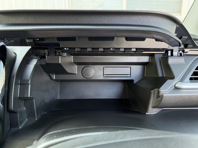 ソリオ Ｇ　２型　お手入れ楽々♪スターシルバーメタリック！　衝突軽減ブレーキ搭載　後席両側スライドドア（片側電動）　オーディオレス（69枚目）