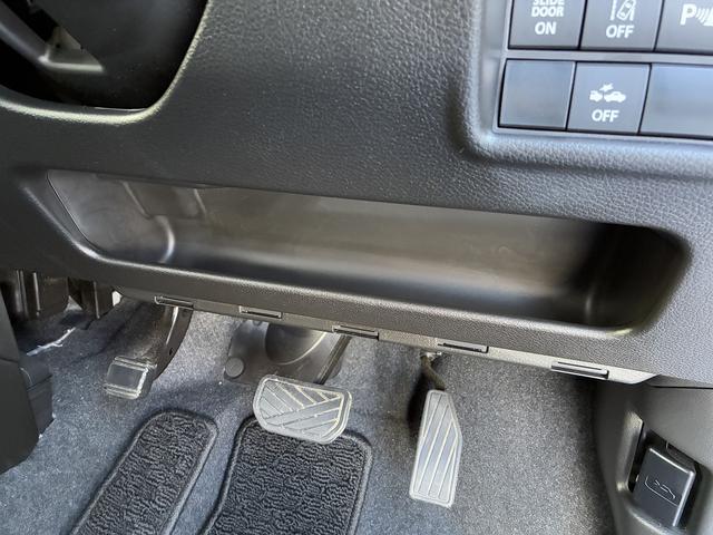 ソリオ Ｇ　２型　お手入れ楽々♪スターシルバーメタリック！　衝突軽減ブレーキ搭載　後席両側スライドドア（片側電動）　オーディオレス（71枚目）