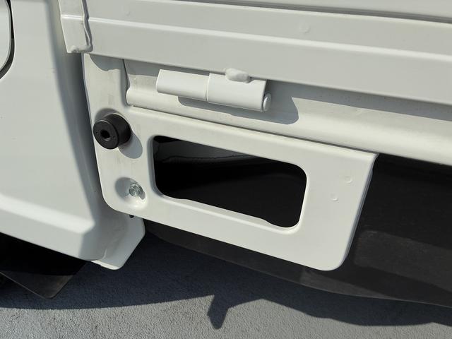 キャリイトラック ＫＣエアコン・パワステ農繁　７型　社用車アップ♪　純正ラジオ付き　衝突軽減ブレーキ（5枚目）