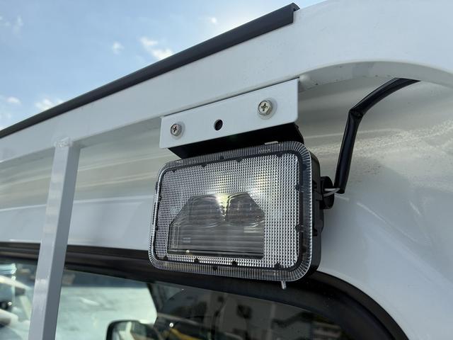 キャリイトラック ＫＣエアコン・パワステ農繁　７型　社用車アップ♪　純正ラジオ付き　衝突軽減ブレーキ（15枚目）