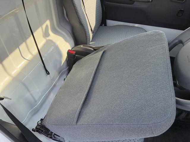 キャリイトラック ＫＣエアコン・パワステ農繁　７型　社用車アップ♪　純正ラジオ付き　衝突軽減ブレーキ（29枚目）