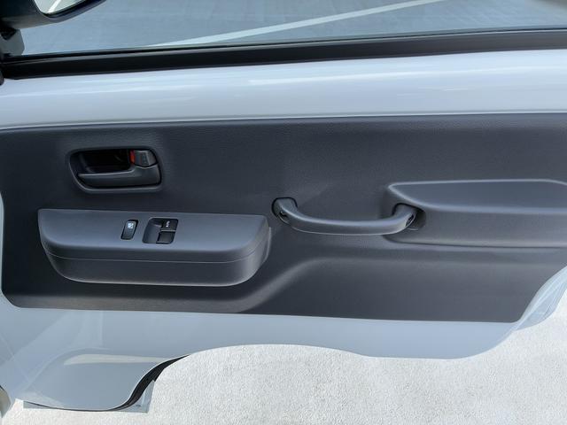 キャリイトラック ＫＣエアコン・パワステ農繁　７型　社用車アップ♪　純正ラジオ付き　衝突軽減ブレーキ（32枚目）