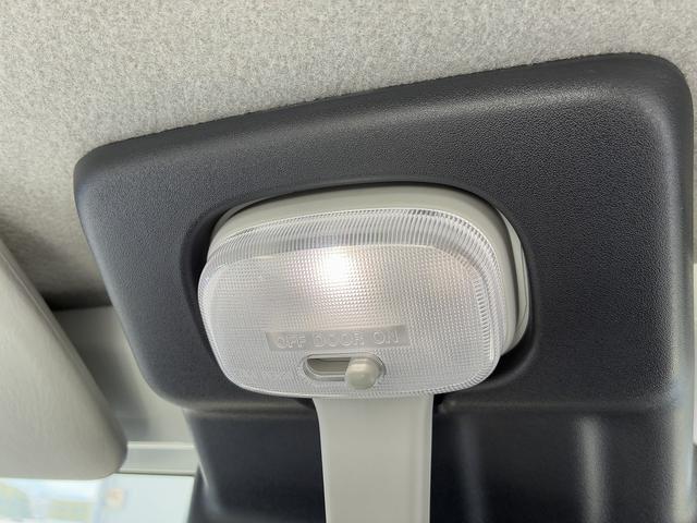 キャリイトラック ＫＣエアコン・パワステ農繁　７型　社用車アップ♪　純正ラジオ付き　衝突軽減ブレーキ（46枚目）