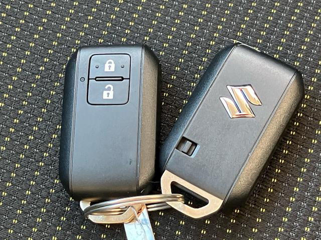 ジムニー XC 届出済未使用車 デュアルセンサーブレーキサポートII パートタイム4WD 高低二段切替式 AT カーテンエアバッグ シートヒーター プッシュスタート クルーズコントロール クリアランスソナー 純正AW(35枚目)