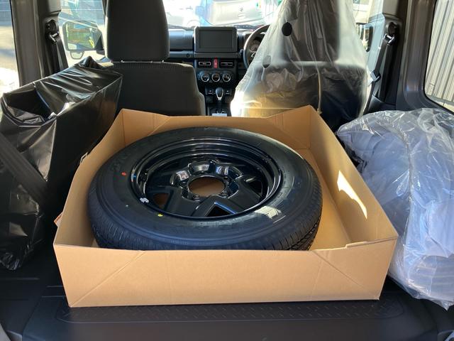 ジムニー XC 届出済未使用車 デュアルセンサーブレーキサポートII パートタイム4WD 高低二段切替式 AT カーテンエアバッグ シートヒーター プッシュスタート クルーズコントロール クリアランスソナー 純正AW(36枚目)