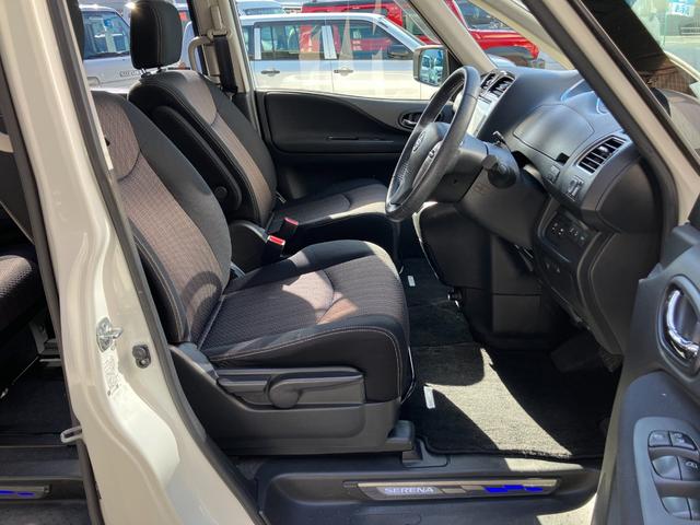 セレナ ハイウェイスターＧ　Ｓ－ＨＶアドバンスドセーフティ　８人　パノラミックビュー　アラウンドビューモニター　アルパインフリップダウンモニター　９インチナビ　フルセグＴＶ　Ｂｌｕｅｔｏｏｔｈ　両側パワースライドドア　クルーズコントロール　スマートキー　ＥＴＣ（27枚目）