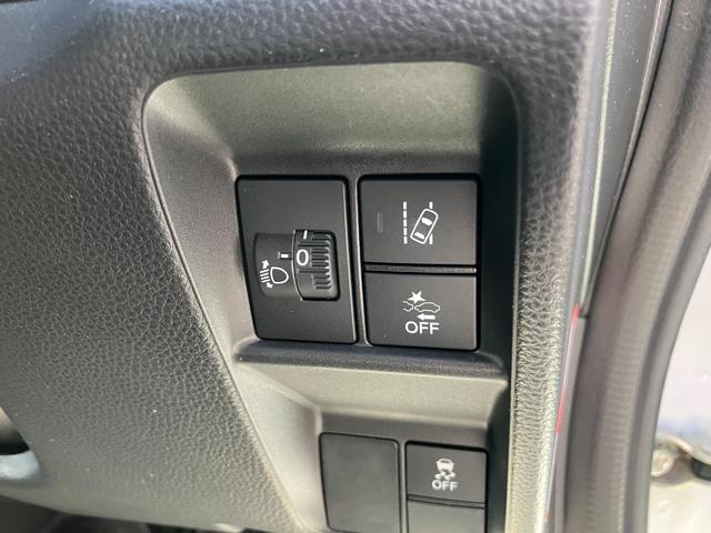 Ｎ－ＶＡＮ＋スタイル ファン　ナビ　バックモニター　ＥＴＣ　スマートキー　プッシュスタート　クルーズコントロール　両側スライドドア　充電用ＵＳＢジャック　電動格納式リモコンカラードドアミラー　フロントシートアームレスト（40枚目）