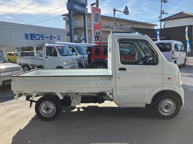 キャリイトラック ＫＣエアコン・パワステ　４ＷＤ　５速ＭＴ　ＡＣ　ＰＳ　三方開　鳥居　高低二段切替式パートタイム４ＷＤ（8枚目）