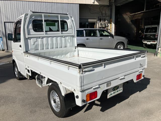キャリイトラック ＫＣエアコン・パワステ　４ＷＤ　５速ＭＴ　ＡＣ　ＰＳ　三方開　鳥居　高低二段切替式パートタイム４ＷＤ（11枚目）