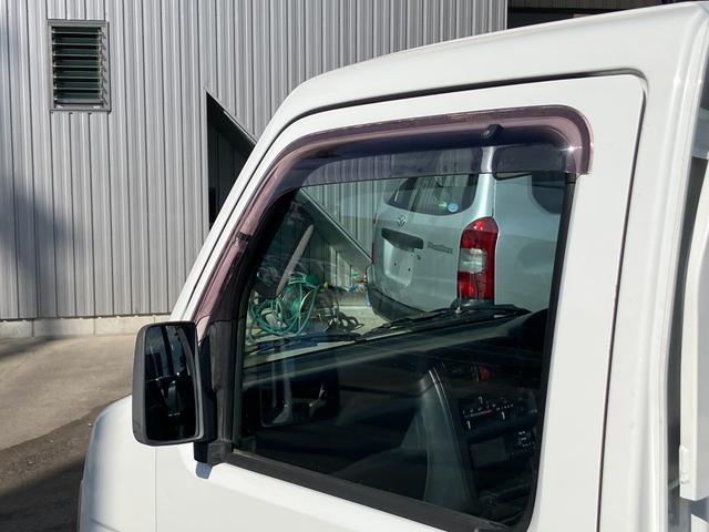 キャリイトラック ＫＣエアコン・パワステ　４ＷＤ　５速ＭＴ　ＡＣ　ＰＳ　三方開　鳥居　高低二段切替式パートタイム４ＷＤ（14枚目）