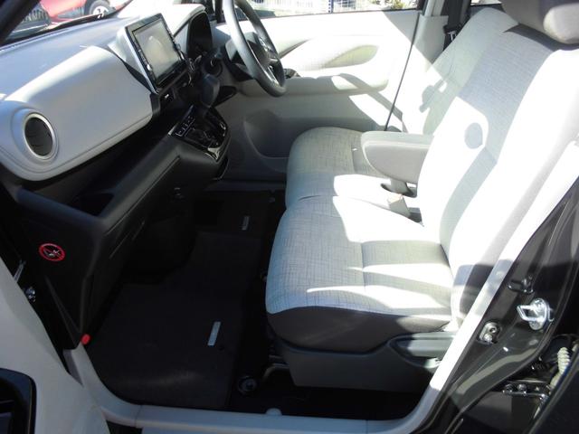 デイズ X アラウンドビューモニター エマージェンシーブレーキ 前後ドラレコ 純ナビTV ETC プッシュスタート インテリキー2個 横滑り防止装置 オートAC 電格ミラー 整備手帳 記録簿 取説 1オーナー(13枚目)