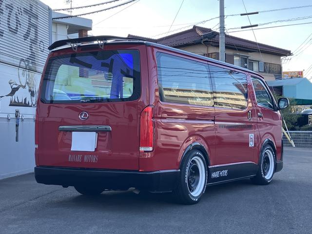 ロングスーパーＧＬ　ワンオフ左ハンドル　公認車両　ガソリン　大阪モーターショー出品車　公認カスタム車ＥＴＣ　バックカメラ　ナビ　ＴＶ　両側スライドドア　電動リアゲート　キーレスエントリー　電動格納ミラー　後席モニター(8枚目)