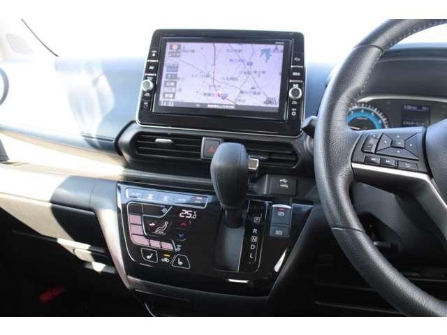 ｅＫクロス Ｔ　９インチナビ　全周囲カメラ　シートヒーター　１オーナー　ＥＴＣ　前席シートヒーター　ナビＴＶ　インテリキー　クルーズコントロール　ターボ　盗難防止装置　Ｂカメラ　ベンチシート　ＡＵＸ接続　ＡＢＳ（8枚目）