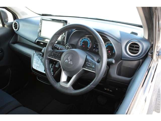 ｅＫクロス Ｔ　９インチナビ　全周囲カメラ　シートヒーター　１オーナー　ＥＴＣ　前席シートヒーター　ナビＴＶ　インテリキー　クルーズコントロール　ターボ　盗難防止装置　Ｂカメラ　ベンチシート　ＡＵＸ接続　ＡＢＳ（11枚目）