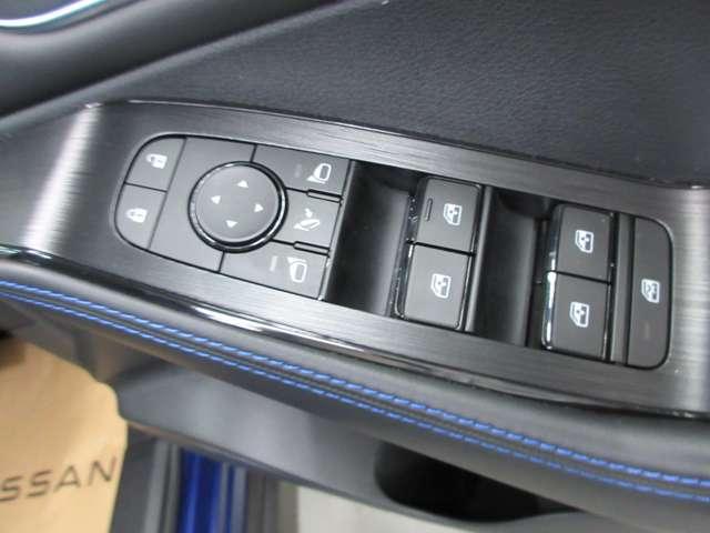 エクストレイル １．５　ＡＵＴＥＣＨ　ｅ－４ＯＲＣＥ　４ＷＤ　弊社社用車　・　パワーバックドア　インテリジェントキー　点検記録簿　ワンオーナー　アラウンドビューモニター　寒冷地仕様　レーダークルーズコントロール　ＬＥＤライト　エマブレ　カーテンエアバック　４ＷＤ　メモリーナビ　ＥＴＣ　禁煙車（16枚目）