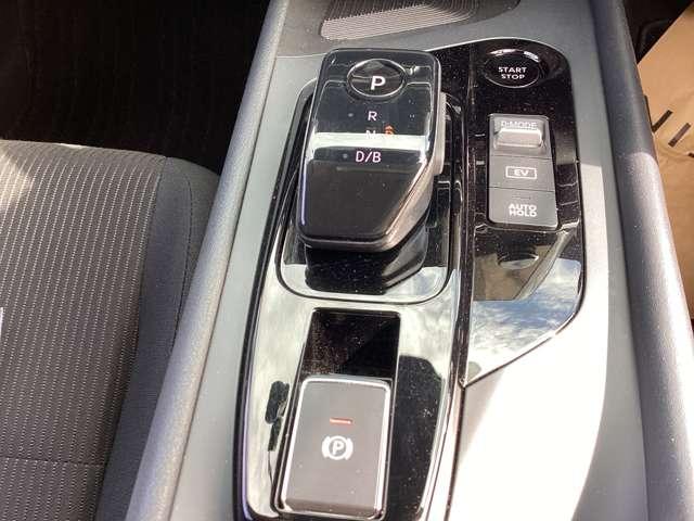 ノート 1.2 X ナビ・TV・ETC・ドラレコ・プロパイロット リアカメラ 衝突被害軽減ブレ-キ 全方位カメラ ETC付 禁煙車 LEDヘッドライト レーダークルーズ レーンアシスト インテリジェントキー ワンオーナー ドラレコ アイドリングストップ 整備記録簿(14枚目)