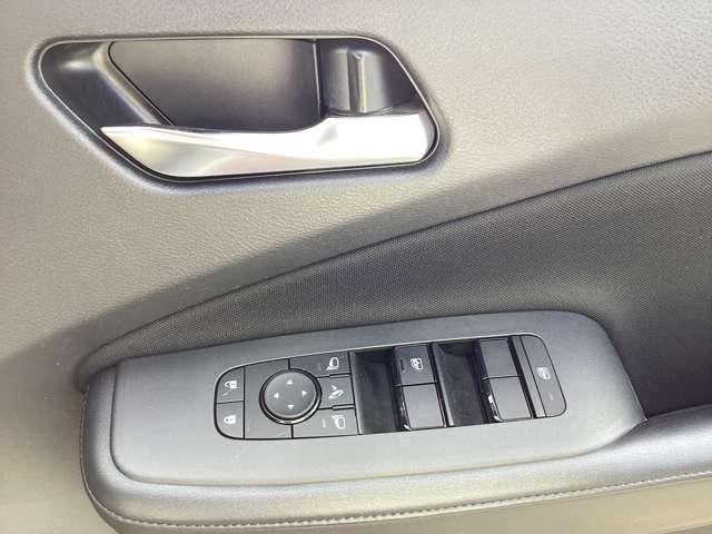 ノート 1.2 X ナビ・TV・ETC・ドラレコ・プロパイロット リアカメラ 衝突被害軽減ブレ-キ 全方位カメラ ETC付 禁煙車 LEDヘッドライト レーダークルーズ レーンアシスト インテリジェントキー ワンオーナー ドラレコ アイドリングストップ 整備記録簿(18枚目)