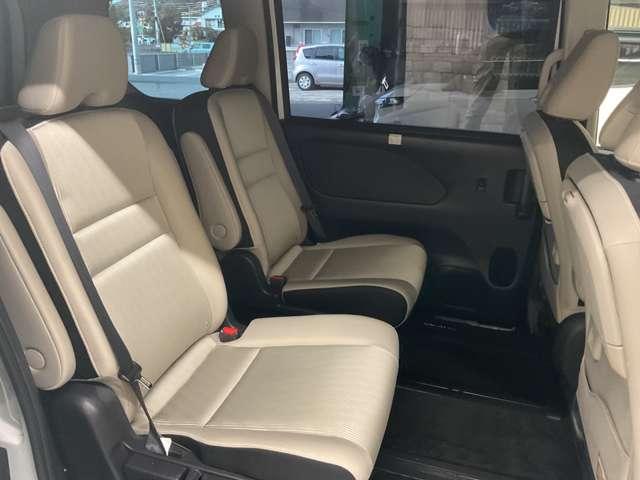 セレナ 1.2 e-POWER ハイウェイスター V シートヒーター・プロパイロット・ナビTV 360°カメラ エマジェンシーブレーキ 1オナ スマキー バックカメラ LED レーンアシスト 点検記録簿付 ETC Aストップ イモビ フルオートエアコン アルミホイール エアバック メモリーナビ(9枚目)