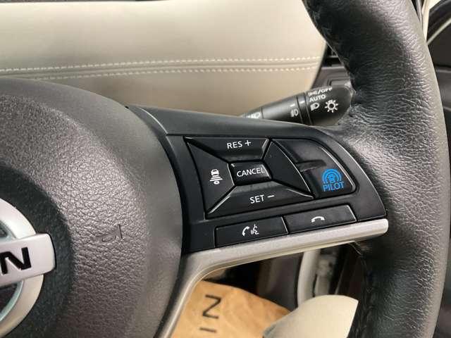 セレナ 1.2 e-POWER ハイウェイスター V シートヒーター・プロパイロット・ナビTV 360°カメラ エマジェンシーブレーキ 1オナ スマキー バックカメラ LED レーンアシスト 点検記録簿付 ETC Aストップ イモビ フルオートエアコン アルミホイール エアバック メモリーナビ(17枚目)