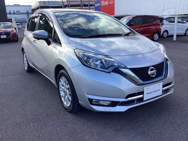 ノート １．２　ｅ－ＰＯＷＥＲ　メダリスト　ナビＴＶ・バックモニター・ＥＴＣ・クルーズコ　被害軽減ブレーキ　ＴＶナビ　禁煙　クルコン　インテリキー　アイドリングストップ　盗難防止装置　ＬＥＤランプ　車線逸脱警報システム　ワンオーナー　キーフリー　アルミホイール　ＥＴＣ　オートエアコン（2枚目）