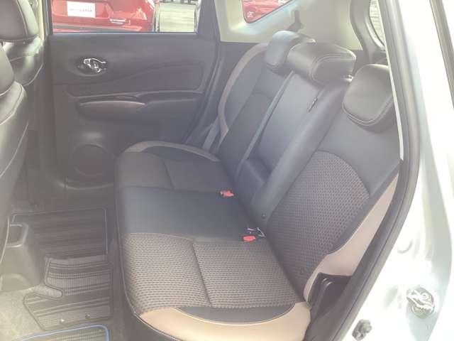 ノート １．２　ｅ－ＰＯＷＥＲ　メダリスト　ナビＴＶ・バックモニター・ＥＴＣ・クルーズコ　被害軽減ブレーキ　ＴＶナビ　禁煙　クルコン　インテリキー　アイドリングストップ　盗難防止装置　ＬＥＤランプ　車線逸脱警報システム　ワンオーナー　キーフリー　アルミホイール　ＥＴＣ　オートエアコン（19枚目）