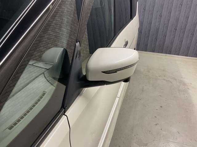 セレナ 1.2 e-POWER ハイウェイスター V シートヒーター・ナビTV・全方位モニター 360°カメラ エマジェンシーブレーキ 1オナ スマキー バックカメラ LED レーンアシスト ETC Aストップ イモビ フルオートエアコン アルミホイール エアバック メモリーナビ キーフリー(10枚目)