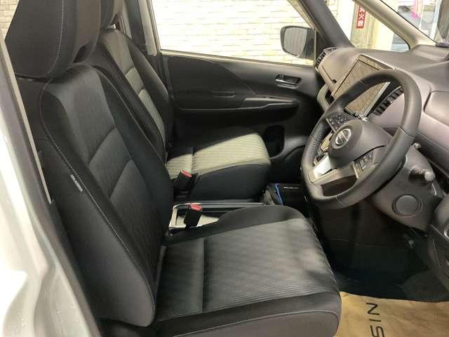 セレナ 1.2 e-POWER ハイウェイスター V シートヒーター・ナビTV・全方位モニター 360°カメラ エマジェンシーブレーキ 1オナ スマキー バックカメラ LED レーンアシスト ETC Aストップ イモビ フルオートエアコン アルミホイール エアバック メモリーナビ キーフリー(12枚目)