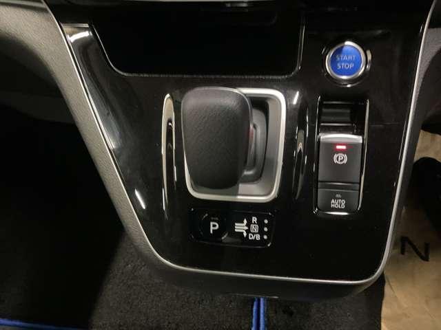 セレナ 1.2 e-POWER ハイウェイスター V シートヒーター・ナビTV・全方位モニター 360°カメラ エマジェンシーブレーキ 1オナ スマキー バックカメラ LED レーンアシスト ETC Aストップ イモビ フルオートエアコン アルミホイール エアバック メモリーナビ キーフリー(19枚目)