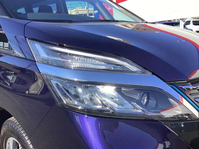 【ＬＥＤヘッドライト】ＬＥＤヘッドライトを装備しています