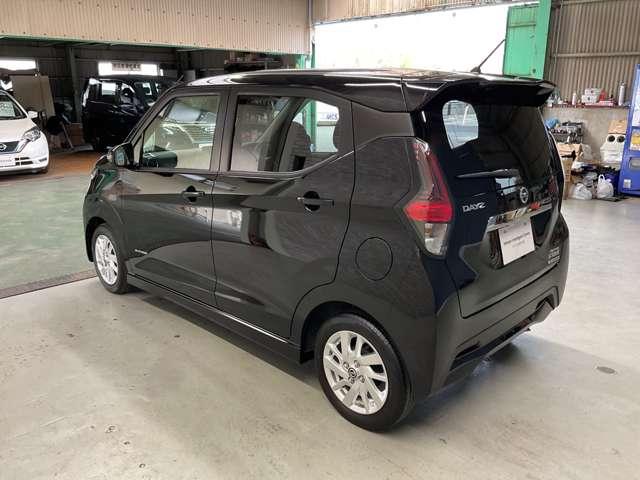 デイズ ６６０　ハイウェイスターＸ　弊社社用車・禁煙車　ブレーキサポート　禁煙　全周囲カメラ　ＬＥＤ　イモビライザー　１オーナー　インテリジェントキー　レーンキープ　バックカメラ　アイドリングストップ　オートエアコン　デュアルエアバッグ　記録簿　キーレス（6枚目）