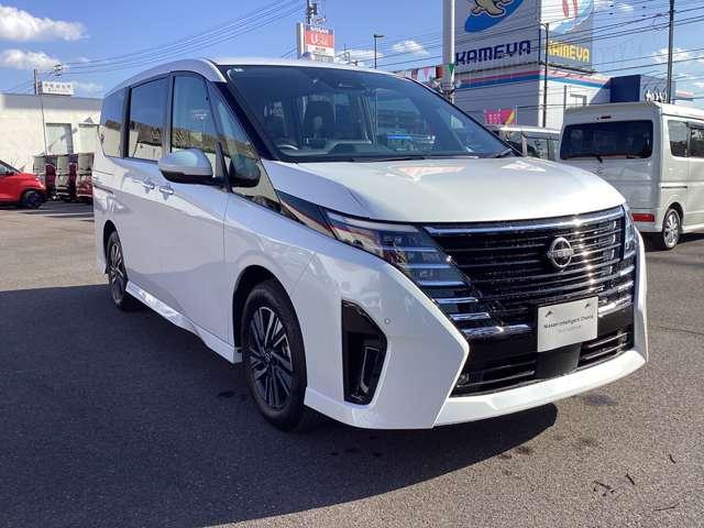 セレナ 2.0 ハイウェイスターV 純正9インチナビTV・社外ドラレコ・ETC・プ W電動スライド レーダークルコン レーンアシスト LEDランプ 盗難防止システム ETC装備 カーテンエアバッグ アルミホイール キーフリー メモリ-ナビ ナビTV 記録簿 エアコン ドラレコ ABS(2枚目)