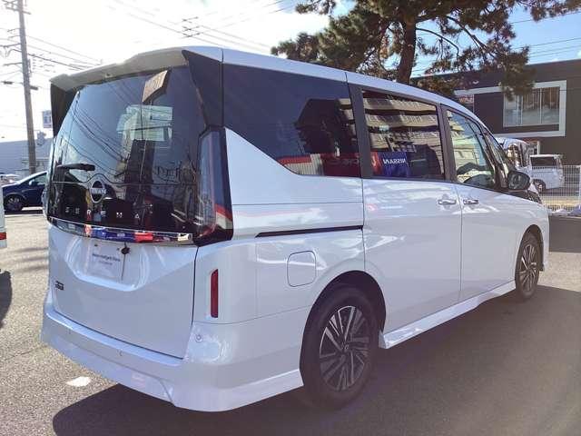 セレナ 2.0 ハイウェイスターV 純正9インチナビTV・社外ドラレコ・ETC・プ W電動スライド レーダークルコン レーンアシスト LEDランプ 盗難防止システム ETC装備 カーテンエアバッグ アルミホイール キーフリー メモリ-ナビ ナビTV 記録簿 エアコン ドラレコ ABS(4枚目)