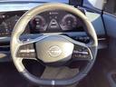 ステアリングも使用感が少なく、きれいな状態です