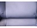 ISOFIXはシ-トベルトを使わずにカンタンにチャイルドシートとクルマの固定金具を連結する取り付け方法です。
