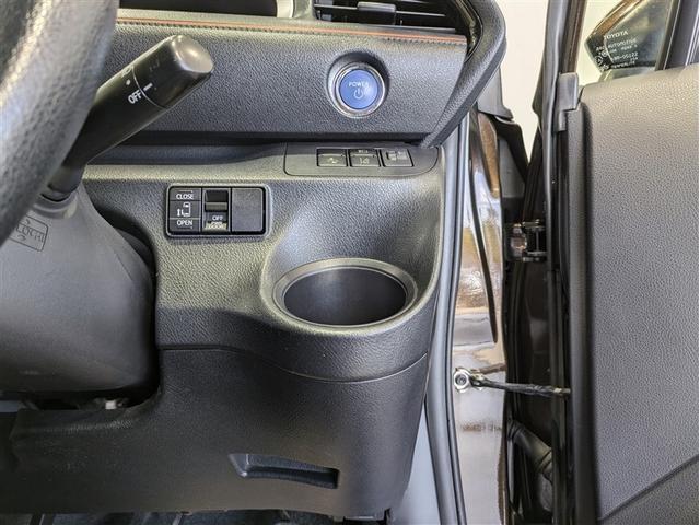 シエンタ ハイブリッドＸ　メモリーナビ　バックカメラ　衝突被害軽減システム　ＥＴＣ　電動スライドドア　乗車定員７人　３列シート　記録簿　アイドリングストップ（5枚目）