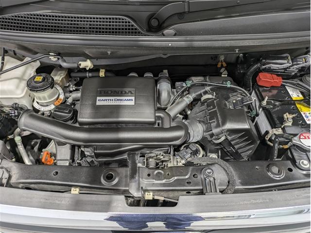 まるごとクリーニング実施済み。エンジンルームもピカピカです。