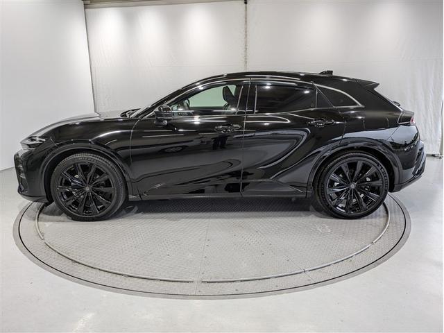 クラウンスポーツ Ｚ　革シート　サンルーフ　４ＷＤ　フルセグ　メモリーナビ　ミュージックプレイヤー接続可　バックカメラ　衝突被害軽減システム　ＥＴＣ　ドラレコ　ＬＥＤヘッドランプ　ワンオーナー　アイドリングストップ（3枚目）