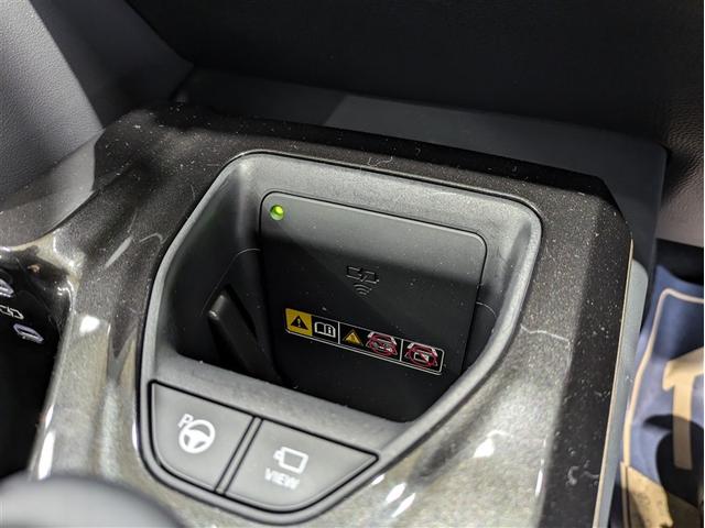 クラウンスポーツ Ｚ　革シート　サンルーフ　４ＷＤ　フルセグ　メモリーナビ　ミュージックプレイヤー接続可　バックカメラ　衝突被害軽減システム　ＥＴＣ　ドラレコ　ＬＥＤヘッドランプ　ワンオーナー　アイドリングストップ（28枚目）