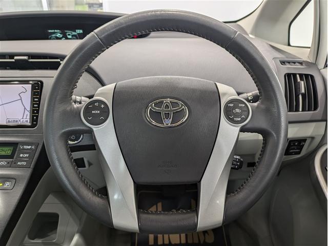 プリウス Ｇ　フルセグ　メモリーナビ　ＤＶＤ再生　バックカメラ　ＥＴＣ　ＬＥＤヘッドランプ　ワンオーナー　記録簿　アイドリングストップ（22枚目）