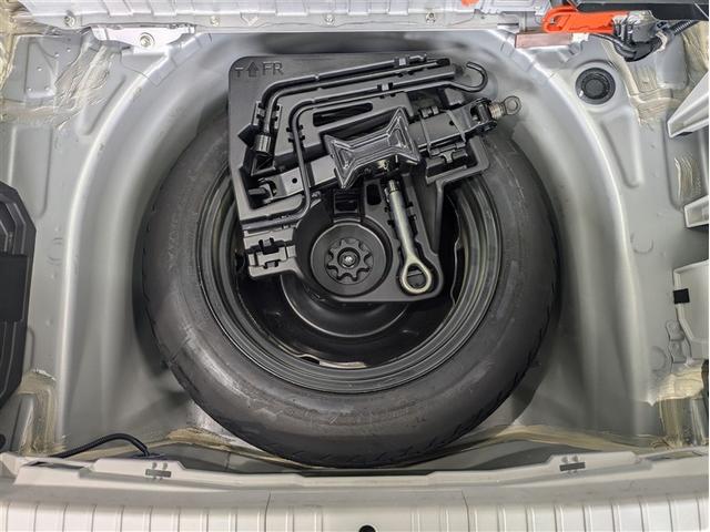 プリウス Ｇ　フルセグ　メモリーナビ　ＤＶＤ再生　バックカメラ　ＥＴＣ　ＬＥＤヘッドランプ　ワンオーナー　記録簿　アイドリングストップ（33枚目）