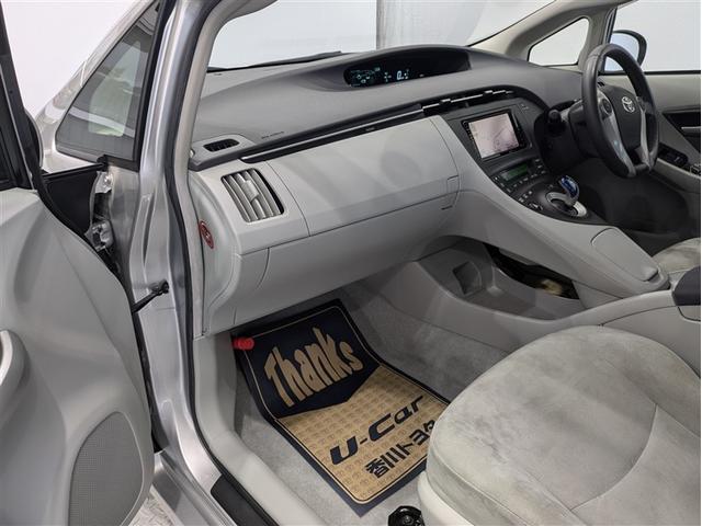 プリウス Ｇ　フルセグ　メモリーナビ　ＤＶＤ再生　バックカメラ　ＥＴＣ　ＬＥＤヘッドランプ　ワンオーナー　記録簿　アイドリングストップ（38枚目）