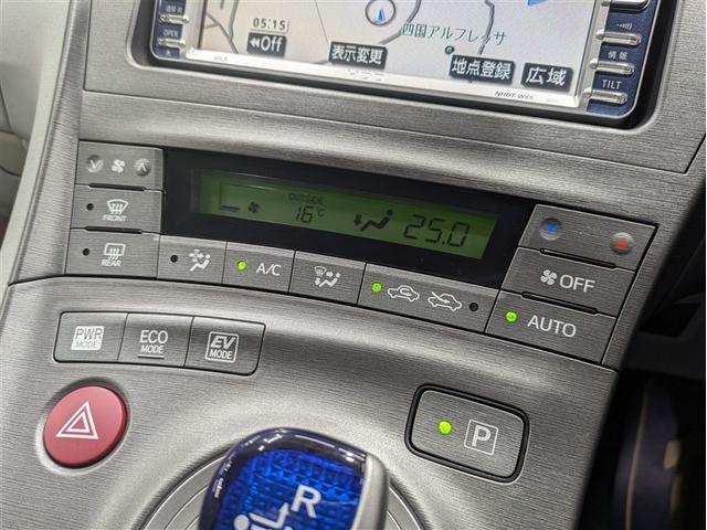 プリウス Ｓ　メモリーナビ　ＤＶＤ再生　バックカメラ　ＥＴＣ　ＨＩＤヘッドライト　ワンオーナー　記録簿　アイドリングストップ（26枚目）