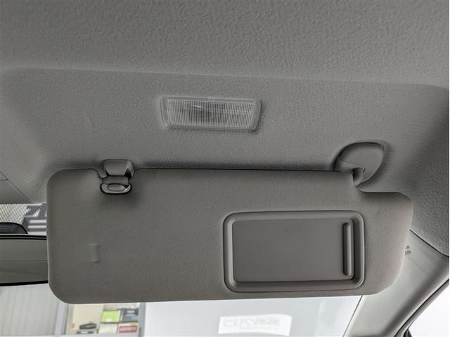 プリウス Ｓ　メモリーナビ　ＤＶＤ再生　バックカメラ　ＥＴＣ　ＨＩＤヘッドライト　ワンオーナー　記録簿　アイドリングストップ（32枚目）