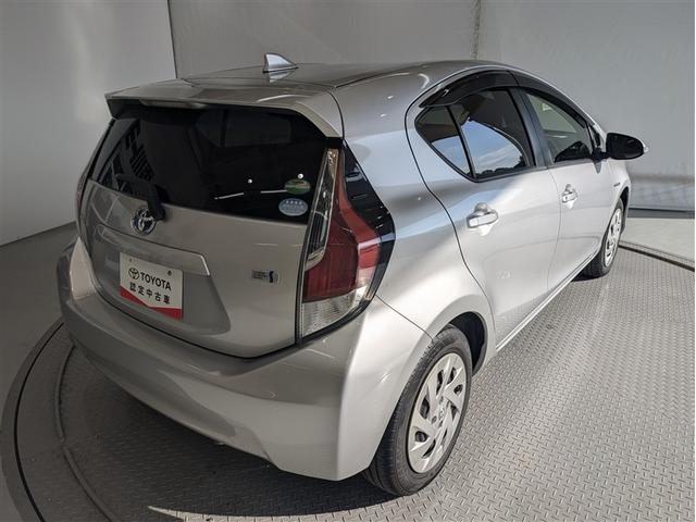 アクア Ｓ　ワンセグ　メモリーナビ　バックカメラ　記録簿　アイドリングストップ（2枚目）