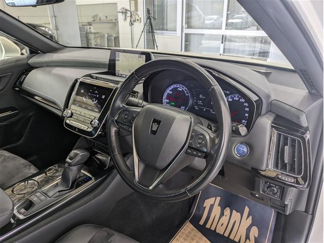 クラウンハイブリッド S エレガンススタイル フルセグ メモリーナビ DVD再生 ミュージックプレイヤー接続可 バックカメラ 衝突被害軽減システム ETC ドラレコ LEDヘッドランプ ワンオーナー 記録簿 アイドリングストップ(4枚目)