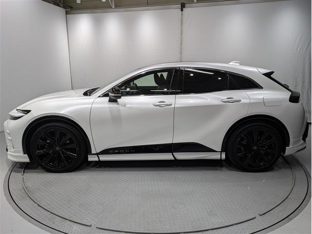 クラウンスポーツ Z 革シート サンルーフ 4WD フルセグ メモリーナビ ミュージックプレイヤー接続可 バックカメラ 衝突被害軽減システム ETC ドラレコ LEDヘッドランプ ワンオーナー フルエアロ 記録簿(3枚目)