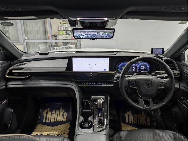 クラウンスポーツ Z 革シート サンルーフ 4WD フルセグ メモリーナビ ミュージックプレイヤー接続可 バックカメラ 衝突被害軽減システム ETC ドラレコ LEDヘッドランプ ワンオーナー フルエアロ 記録簿(6枚目)
